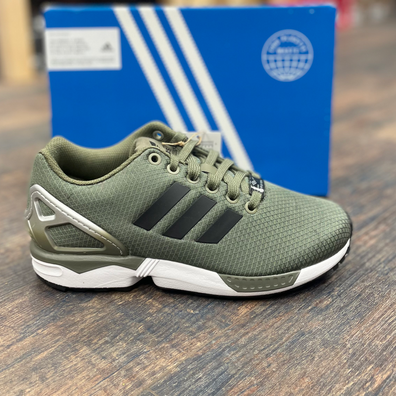 Grey adidas top zx flux junior